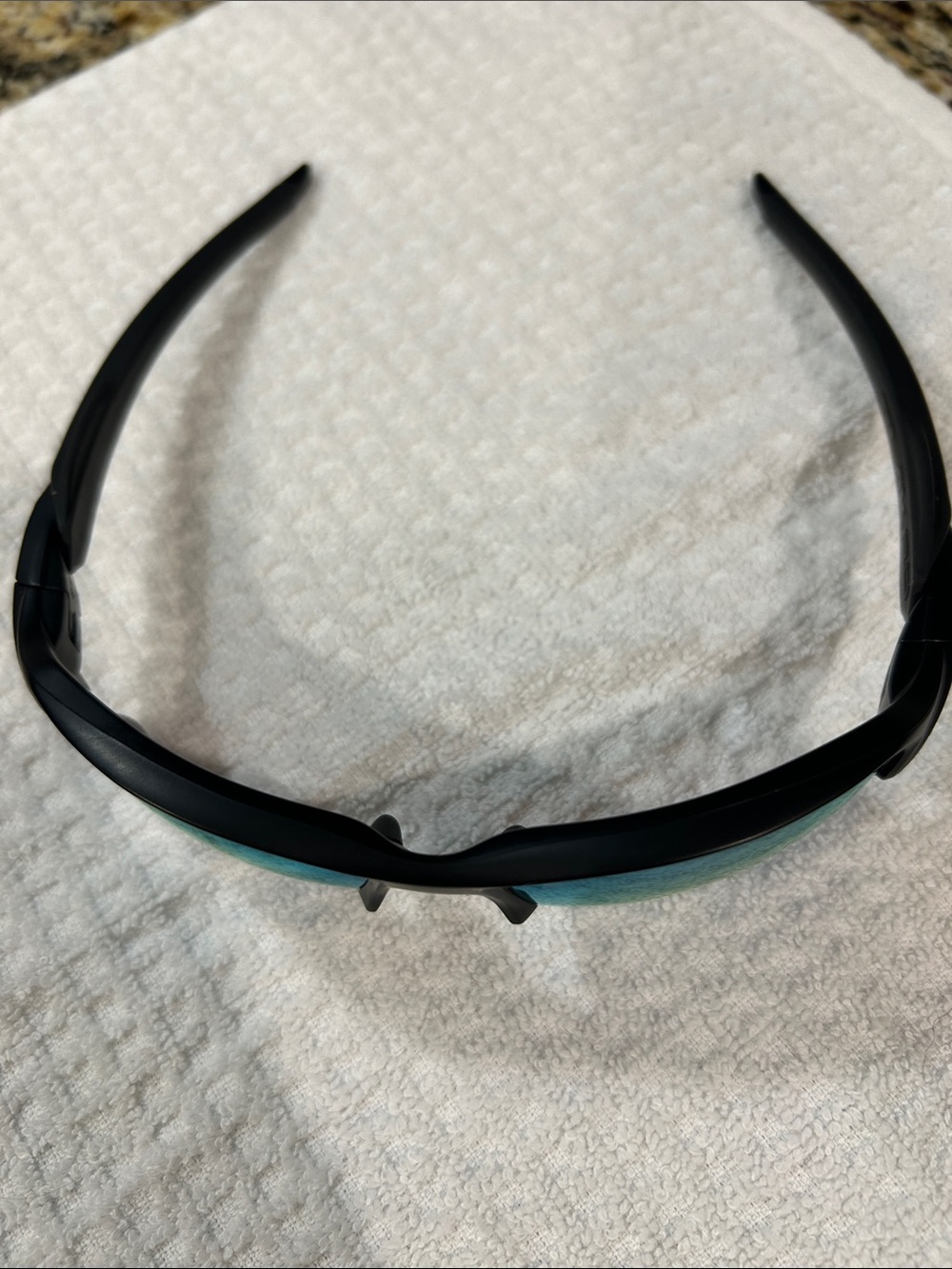 Oakley flak 2.0 black matte sunglasses w/ prizm deep water polarized lenses - Picture 9 of 14
